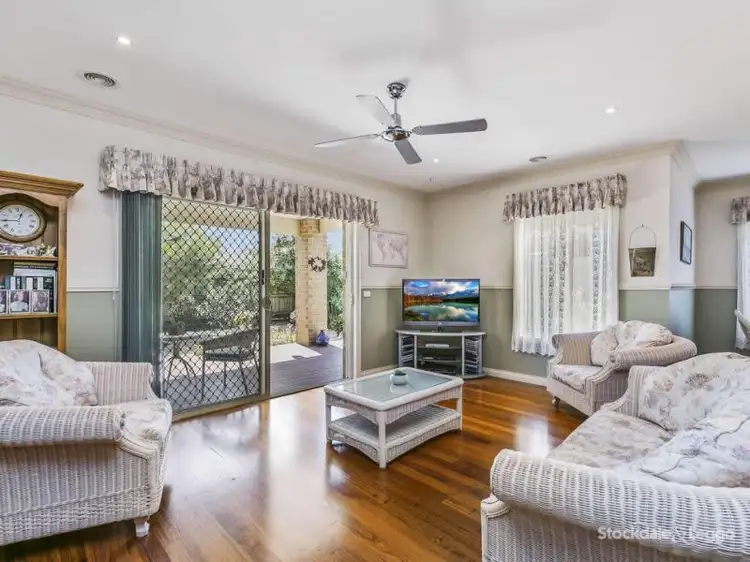 Sixth view of Homely house listing, 12 KINGSBARN COURT, Cranbourne VIC 3977