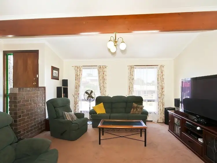 Fifth view of Homely house listing, 8 Manunda Way, Hallett Cove SA 5158
