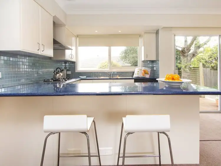 Fourth view of Homely unit listing, 2/11 Coonara Avenue, Mount Eliza VIC 3930