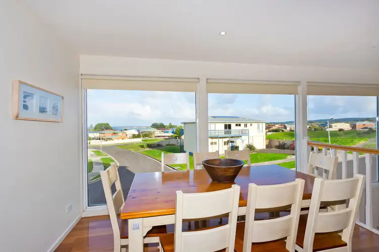 1 Nigel Court, Apollo Bay VIC 3233