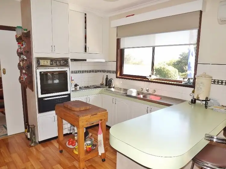 Sixth view of Homely house listing, 2 Tovell Street, Newborough VIC 3825