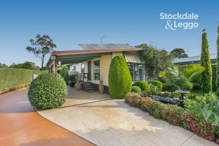 4 HAREWOOD STREET, Tooradin VIC 3980