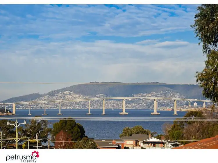 Third view of Homely villa listing, 2/32 Natone Street, Lindisfarne TAS 7015