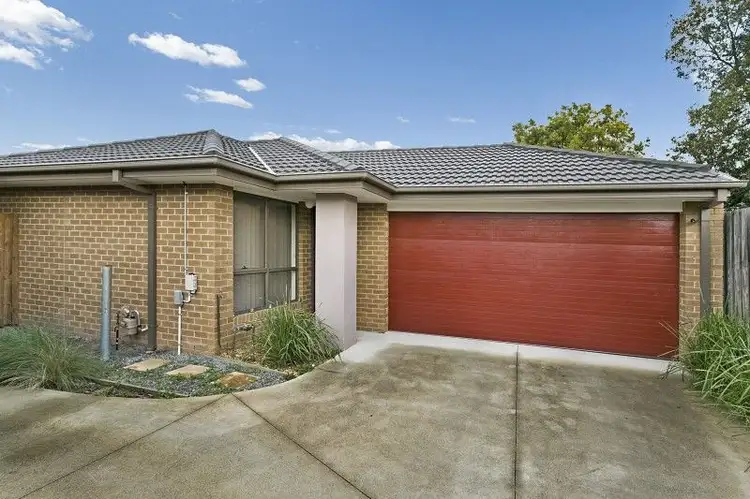 Main view of Homely unit listing, 3/8 WILLIAM STREET, Cranbourne VIC 3977