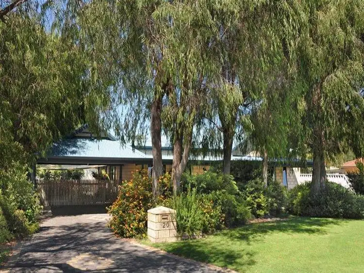 20 Anthony Road, Geographe WA 6280