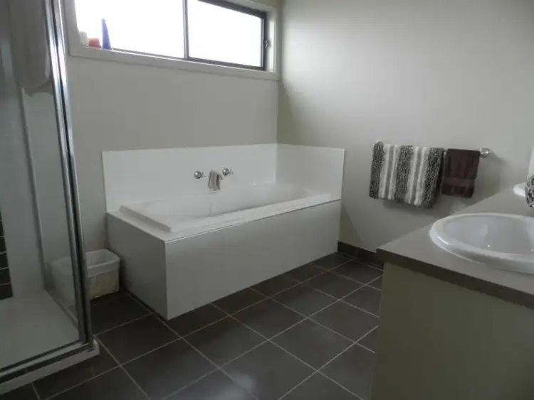Third view of Homely house listing, 5 FURNARI CLOSE, Broadford VIC 3658