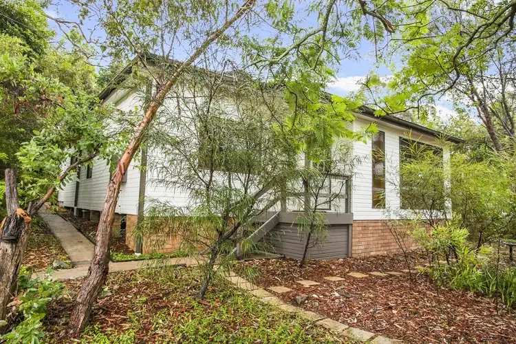 11 Tecoma Street, Heathcote NSW 2233