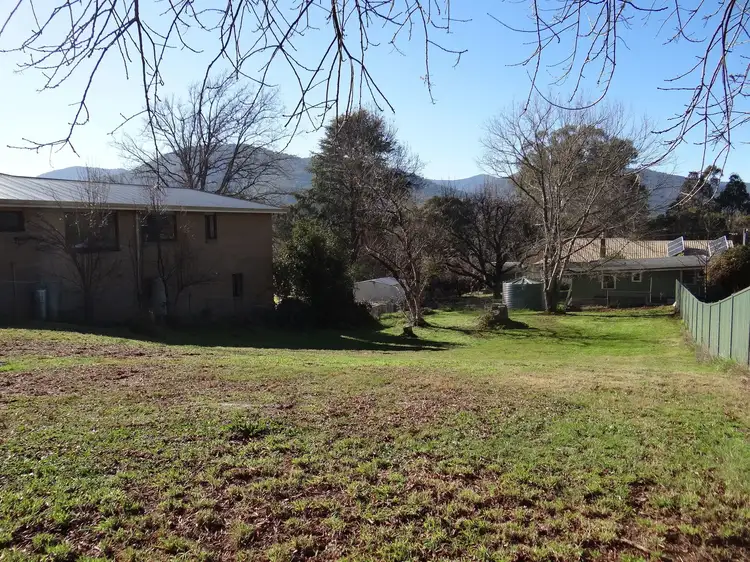 4 Dallas Court, Bright VIC 3741
