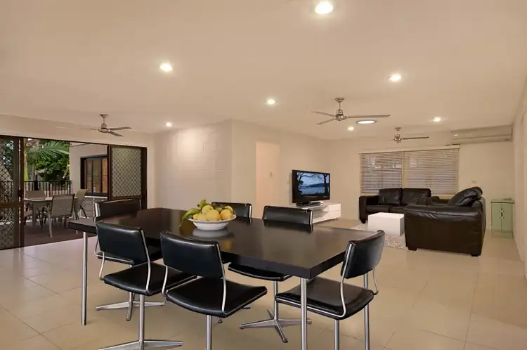 18 Batt Street, Clifton Beach QLD 4879