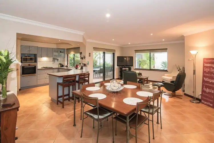 Third view of Homely house listing, 10 Ashcove Place, Broadwater WA 6280