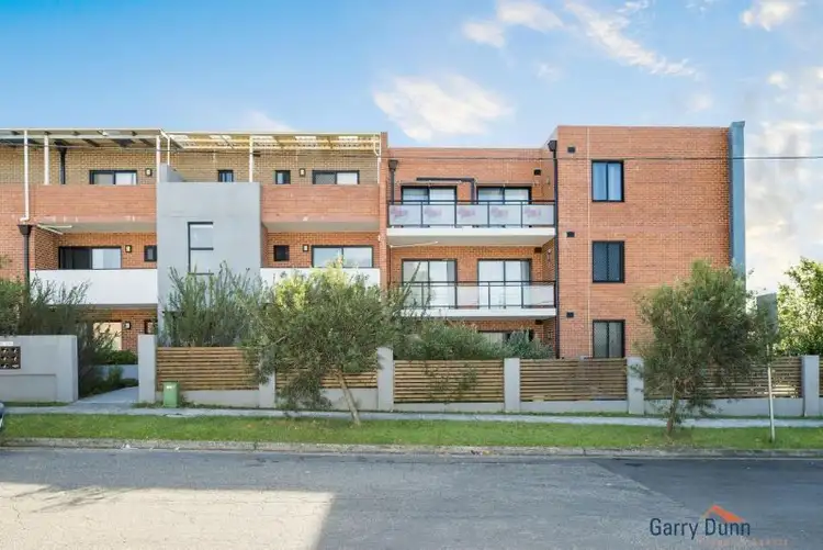 Main view of Homely unit listing, 13/572-574 Woodville Rd, Guildford NSW 2161