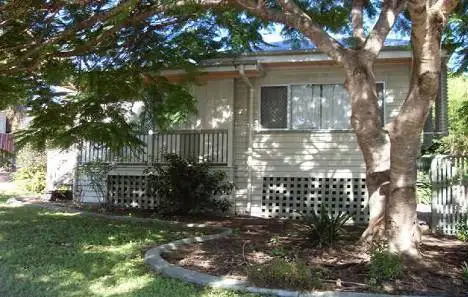 34 Creek Street, Bundamba QLD 4304