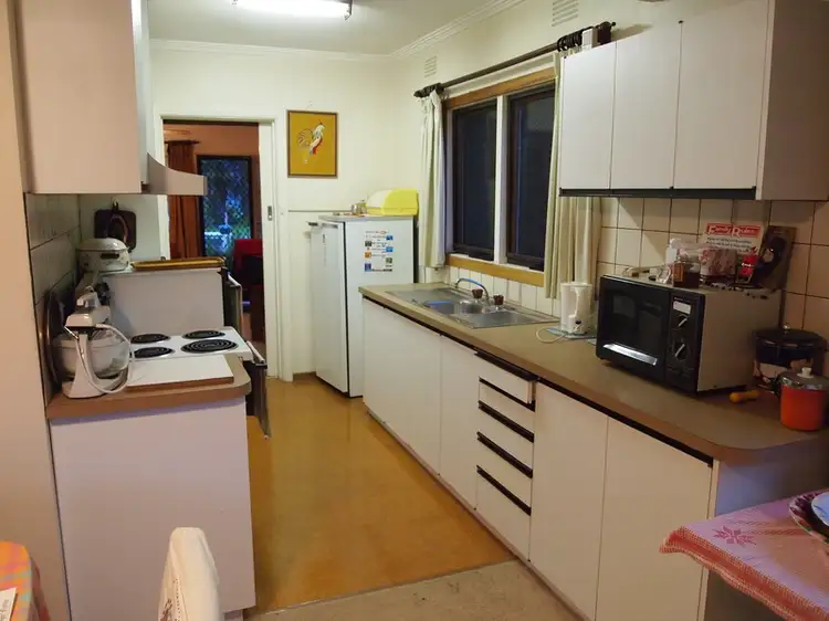 Fourth view of Homely unit listing, 3 Wood St, Bright VIC 3741