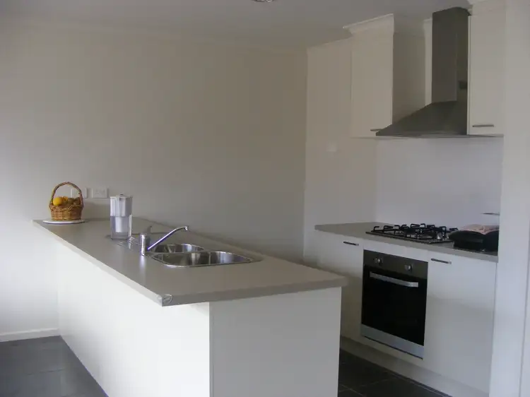 Seventh view of Homely house listing, 32 Sanctum Circuit, Doreen VIC 3754