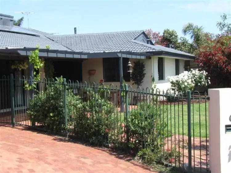 Second view of Homely house listing, 6 Mansel Place, Duncraig WA 6023