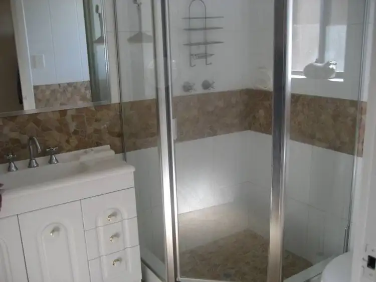 Fifth view of Homely house listing, 1 Kelso Court, Duncraig WA 6023