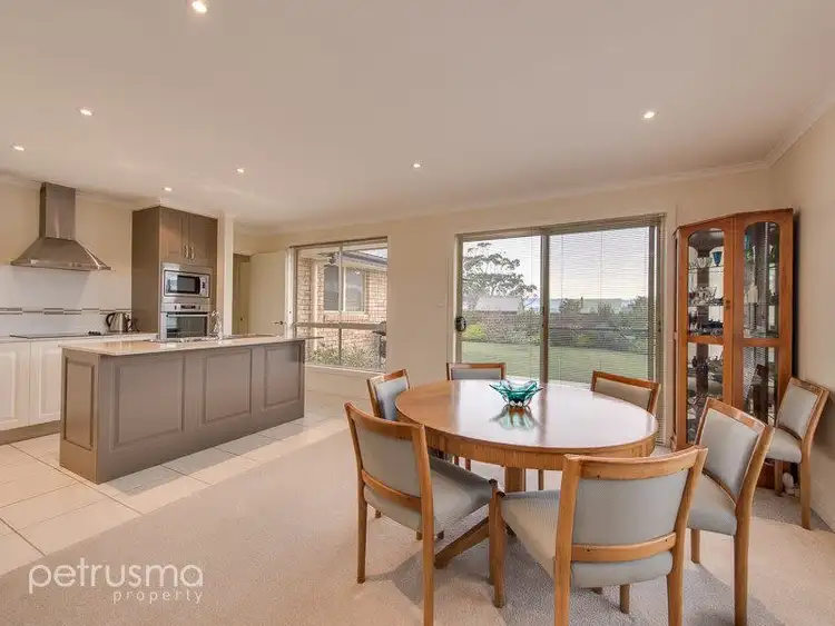 Third view of Homely villa listing, 3/15 Talune Street, Lindisfarne TAS 7015