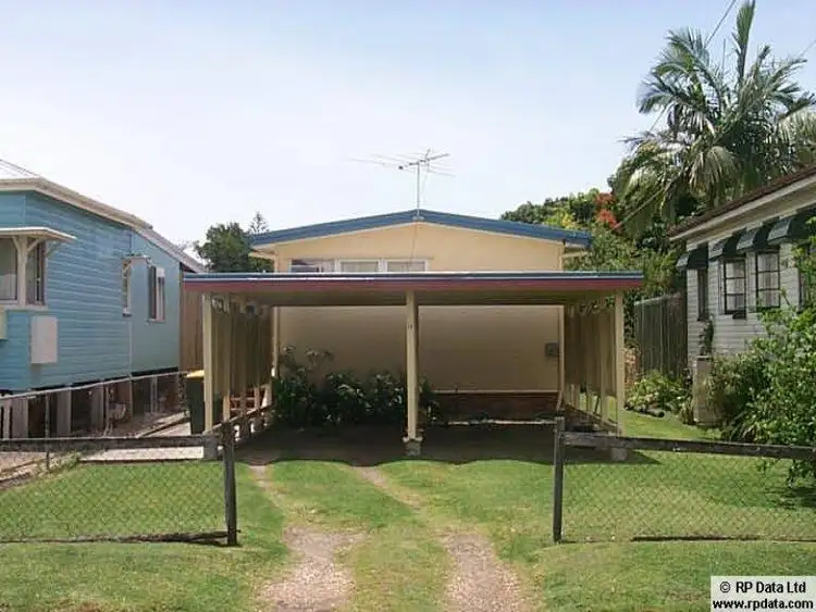 Second view of Homely block of units listing, 28 MURRAY STREET, Sandgate QLD 4017