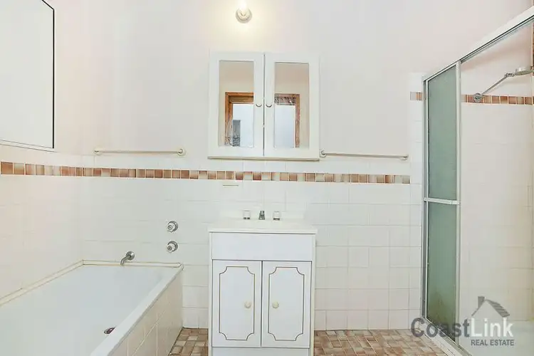 Sixth view of Homely unit listing, 1/66 Tenth Avenue, Budgewoi NSW 2262