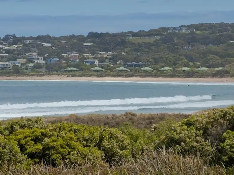 8D Gambier Street, Apollo Bay VIC 3233