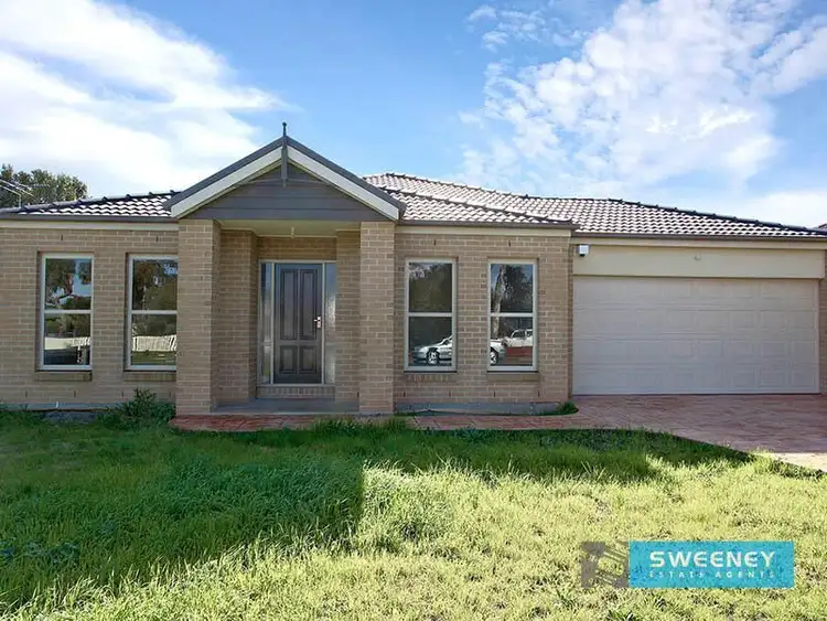 12 Lugg Street, Altona VIC 3018
