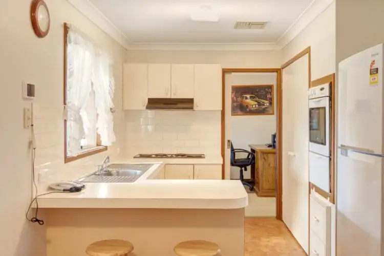 Fourth view of Homely house listing, 2 Yungana Place, Glenfield Park NSW 2650