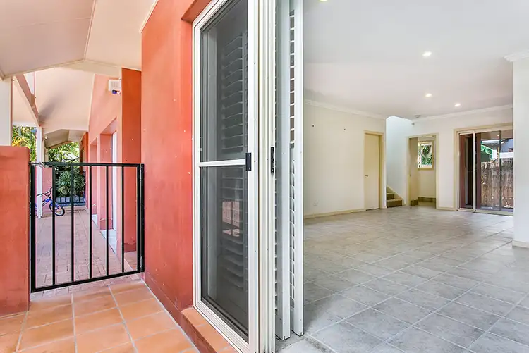 Fifth view of Homely unit listing, 2/6 Electra Close, Byron Bay NSW 2481