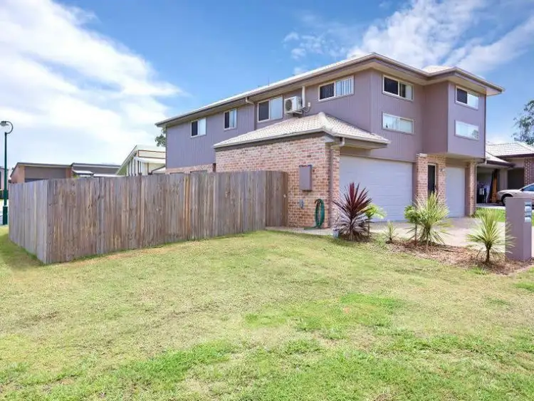 1 & 2/2 Tiara Place, Lawnton QLD 4501