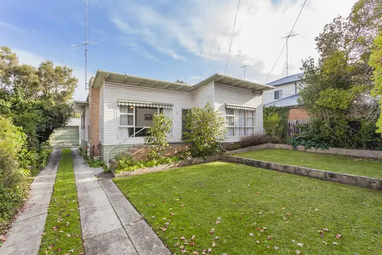 23 Arkana Avenue, Highton VIC 3216
