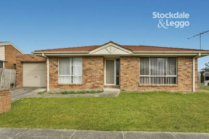 Main view of Homely house listing, 4 LOGANBERRY CLOSE, Cranbourne North VIC 3977
