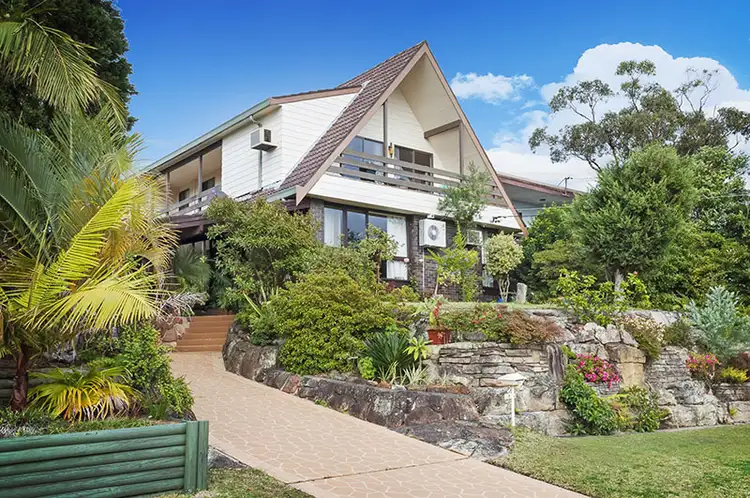 Main view of Homely house listing, 8 Ilkinia Place, Engadine NSW 2233