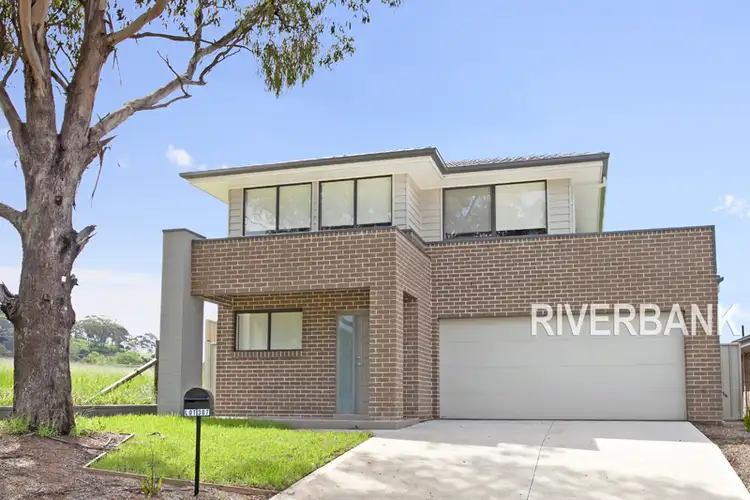 28 Melrose Place, Middleton Grange NSW 2171