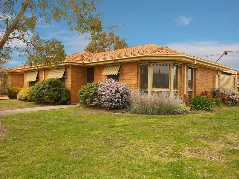 Main view of Homely unit listing, 1/82 Canonbury Circle, Seabrook VIC 3028