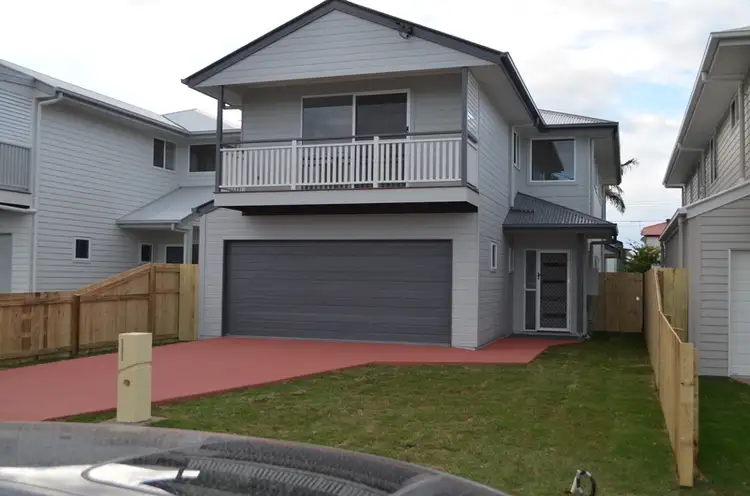 27 Moreton Avenue, Wynnum QLD 4178