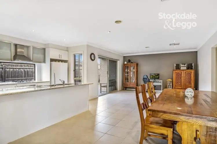Third view of Homely house listing, 11 KINGSBARN COURT, Cranbourne VIC 3977