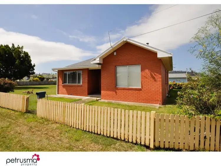 26 Charles Street, Triabunna TAS 7190