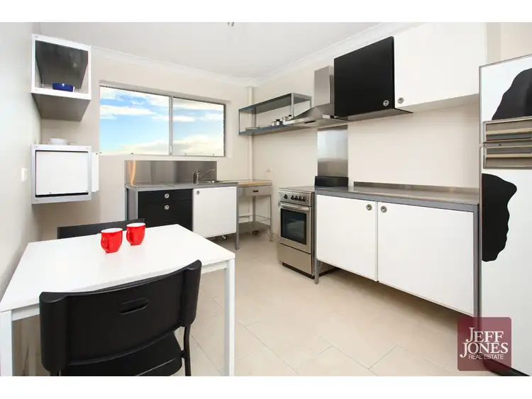 Sixth view of Homely unit listing, 5/15 Rialto Street, Coorparoo QLD 4151