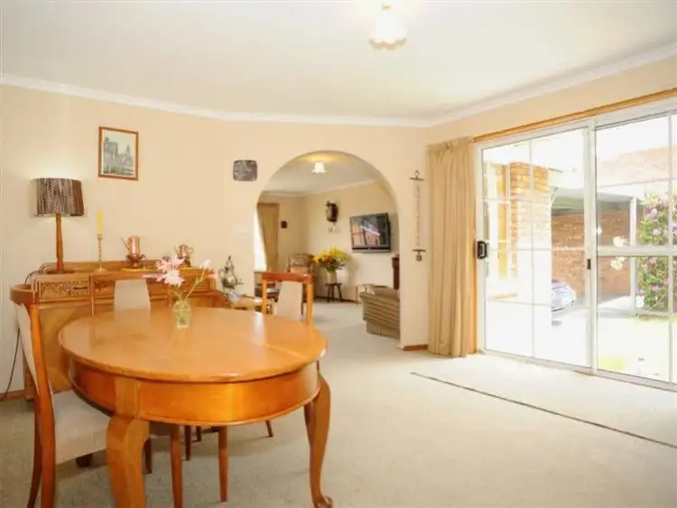 Sixth view of Homely villa listing, 2/135 Malunna Road, Lindisfarne TAS 7015