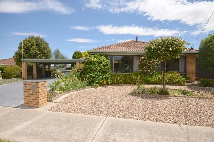 12 Windsor Crescent, Horsham VIC 3400