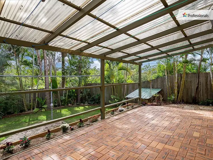 35 Yingally Drive, Arana Hills QLD 4054