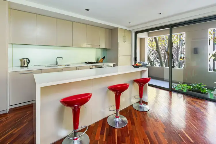 Third view of Homely apartment listing, 6/75 Macleay Street, Potts Point NSW 2011