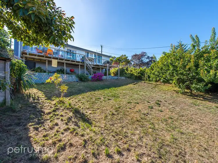 50 Brady Street, Midway Point TAS 7171