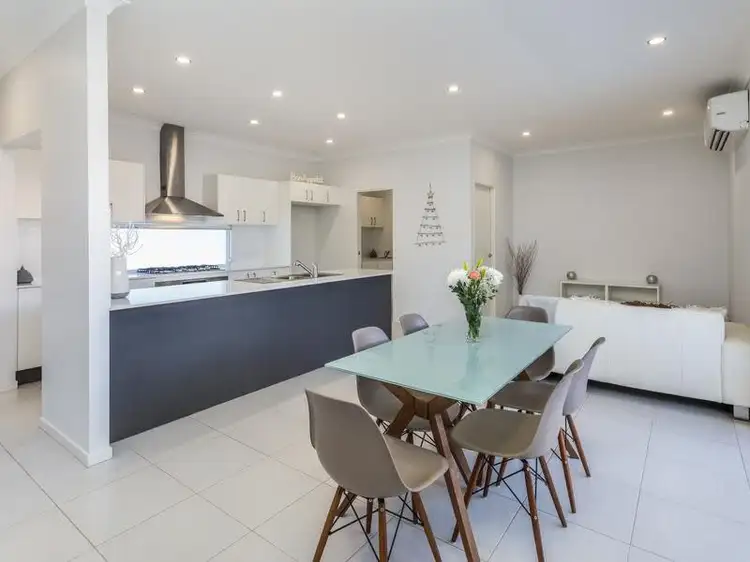 Fifth view of Homely semi-detached listing, 570 Oxley Avenue, Scarborough QLD 4020