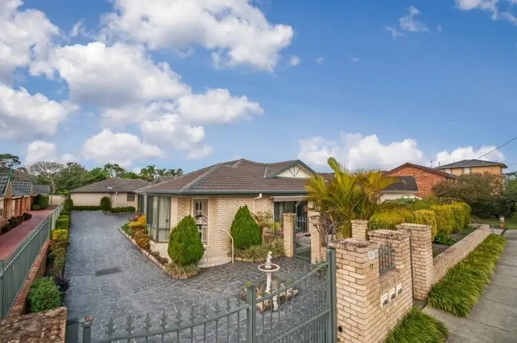 1/12 Augusta Street, Umina Beach NSW 2257