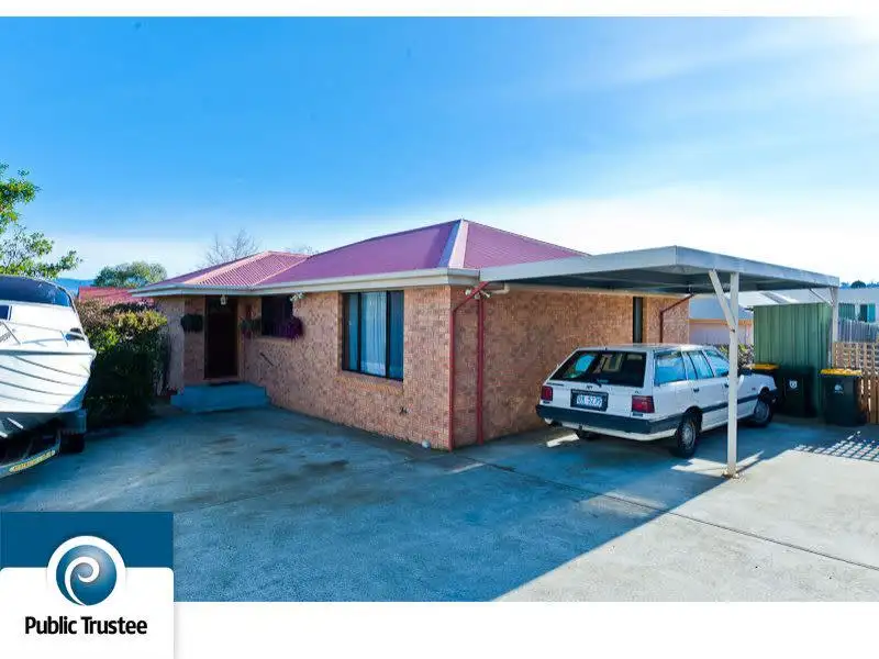 Main view of Homely villa listing, 2/5 Topham Street, Rose Bay TAS 7015