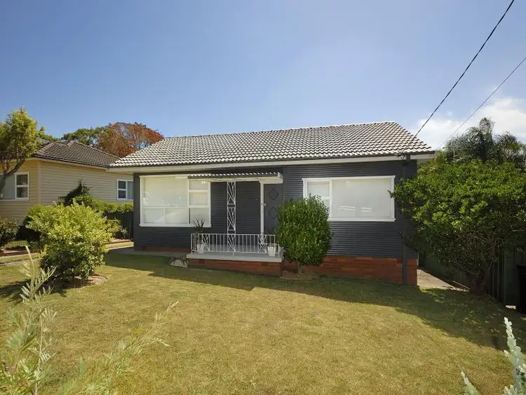 Main view of Homely house listing, 33 Burraddar Avenue, Engadine NSW 2233