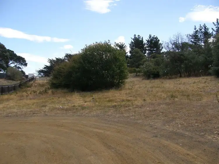 54 Erle Street, Carlton River TAS 7173