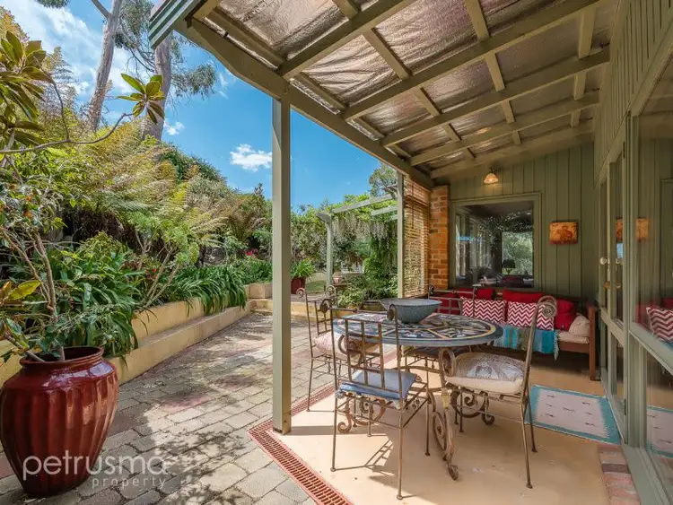 7 Atunga Street, Taroona TAS 7053