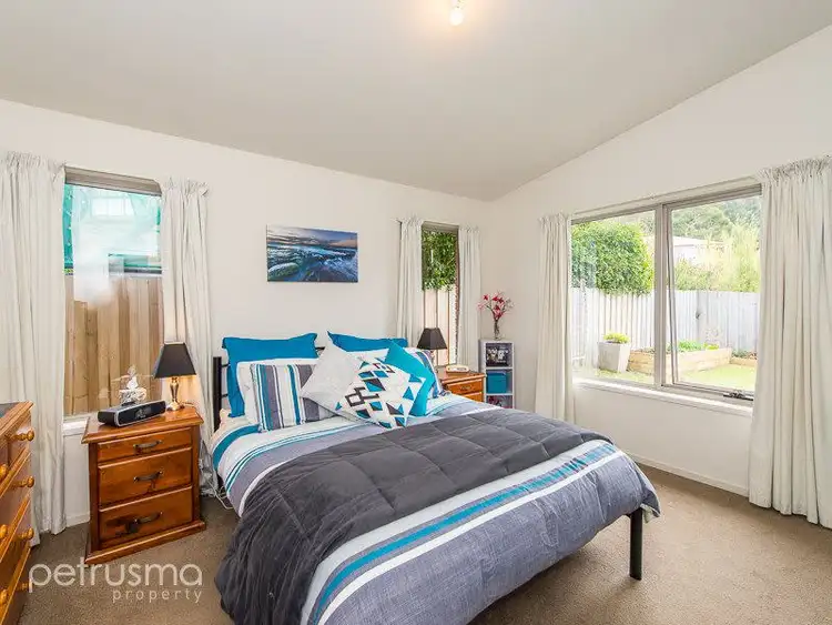 Fourth view of Homely villa listing, 4/10 Flagstaff Gully Road, Lindisfarne TAS 7015