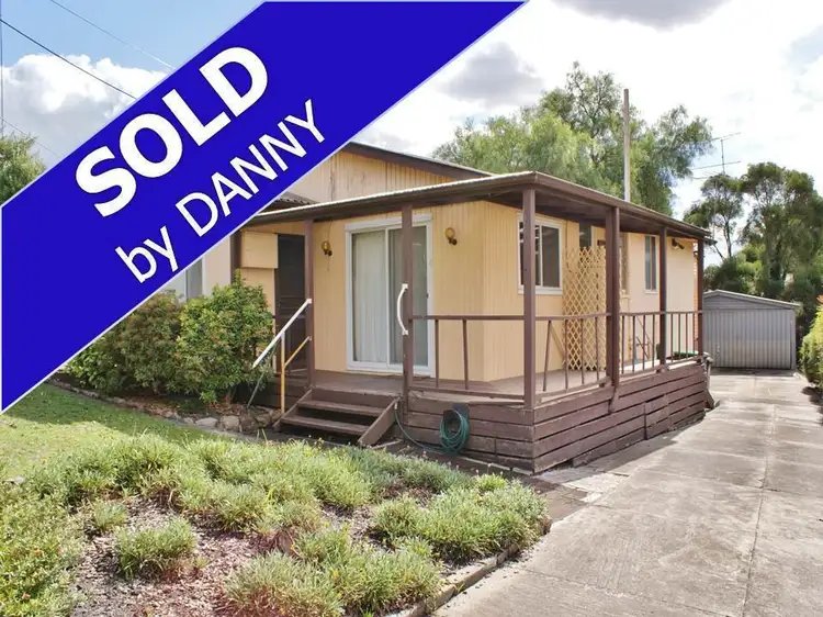 6 Koornalla Street, Newborough VIC 3825